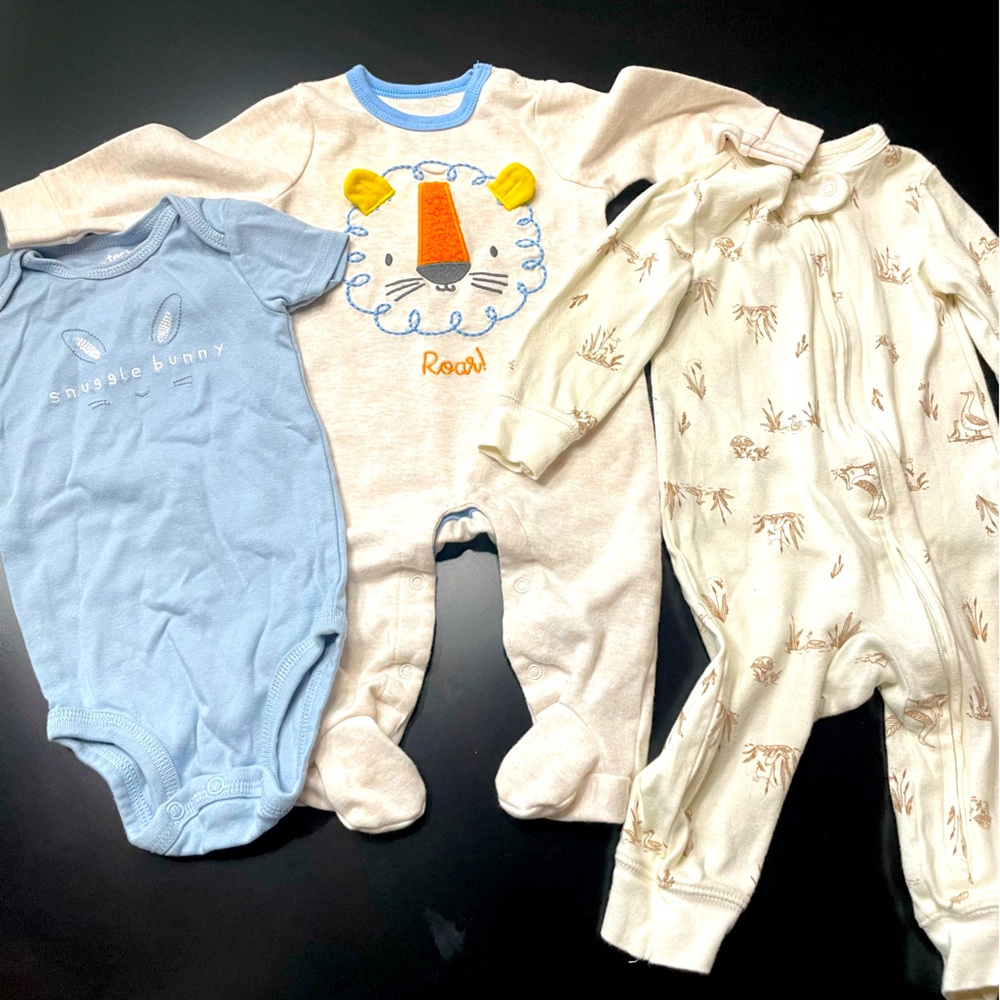 Baby 6mo, Various outfits